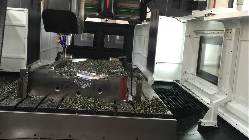 双色注塑件去毛刺：工艺解析与关键因素