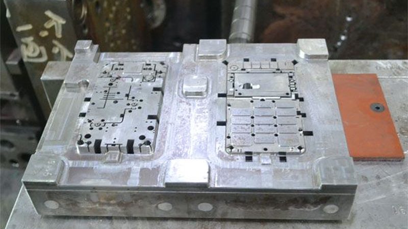 汽车模具批发价格：揭秘影响价格的关键因素**